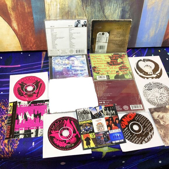 CD LOT PUNK ROCK & REGGAE MUSIC LOT SUBLIME NOFX RANCID THE RAMONES ALBUMS - Picture 2 of 13